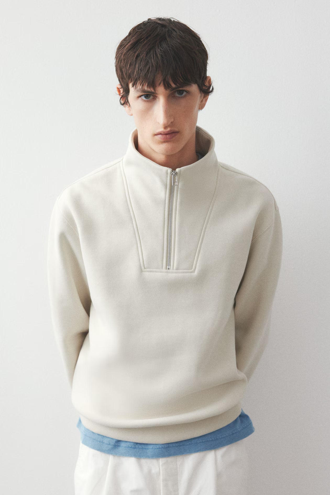 Beige half-zip sweatshirt for men classic
