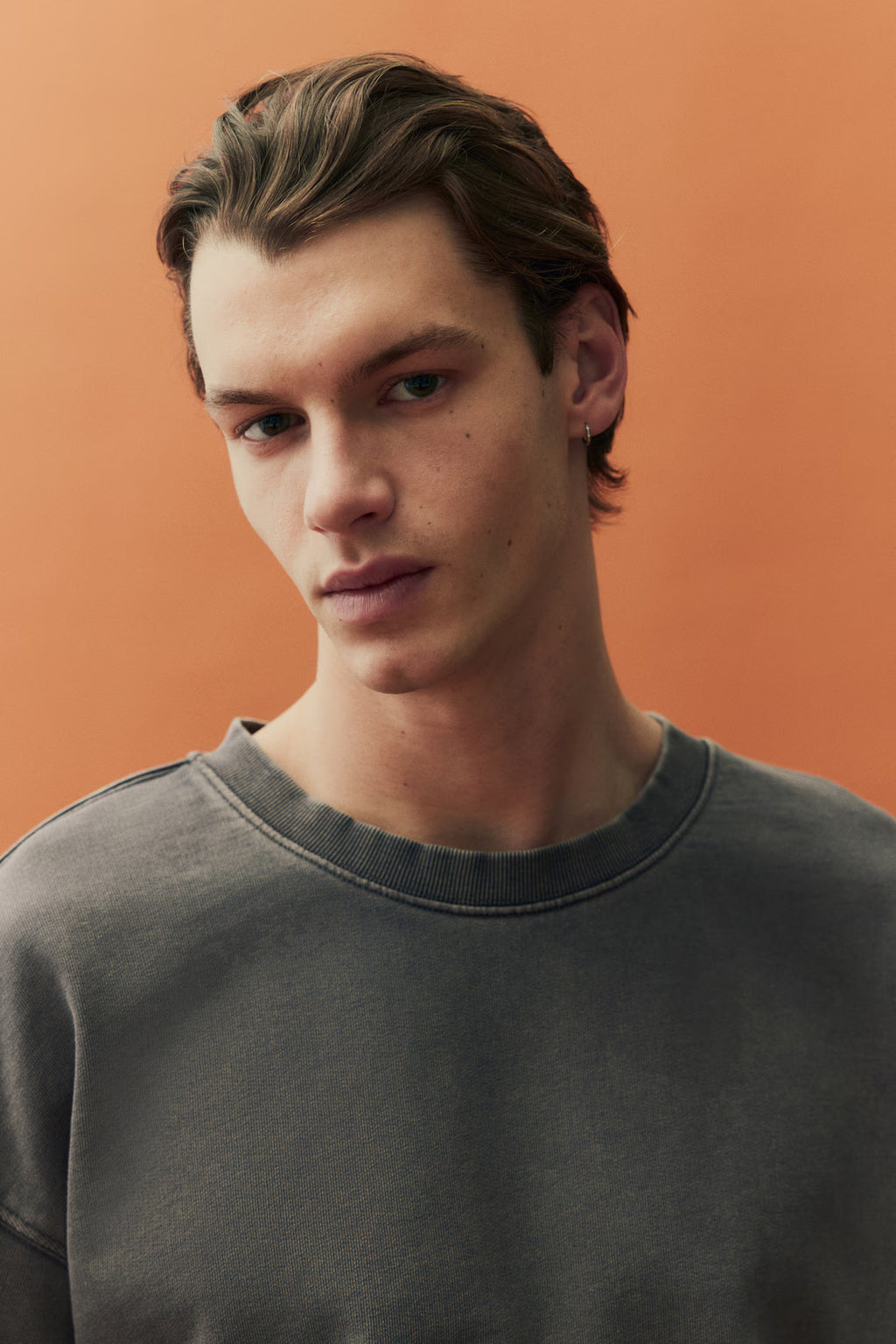 Loose fit washed sweat shirt for men