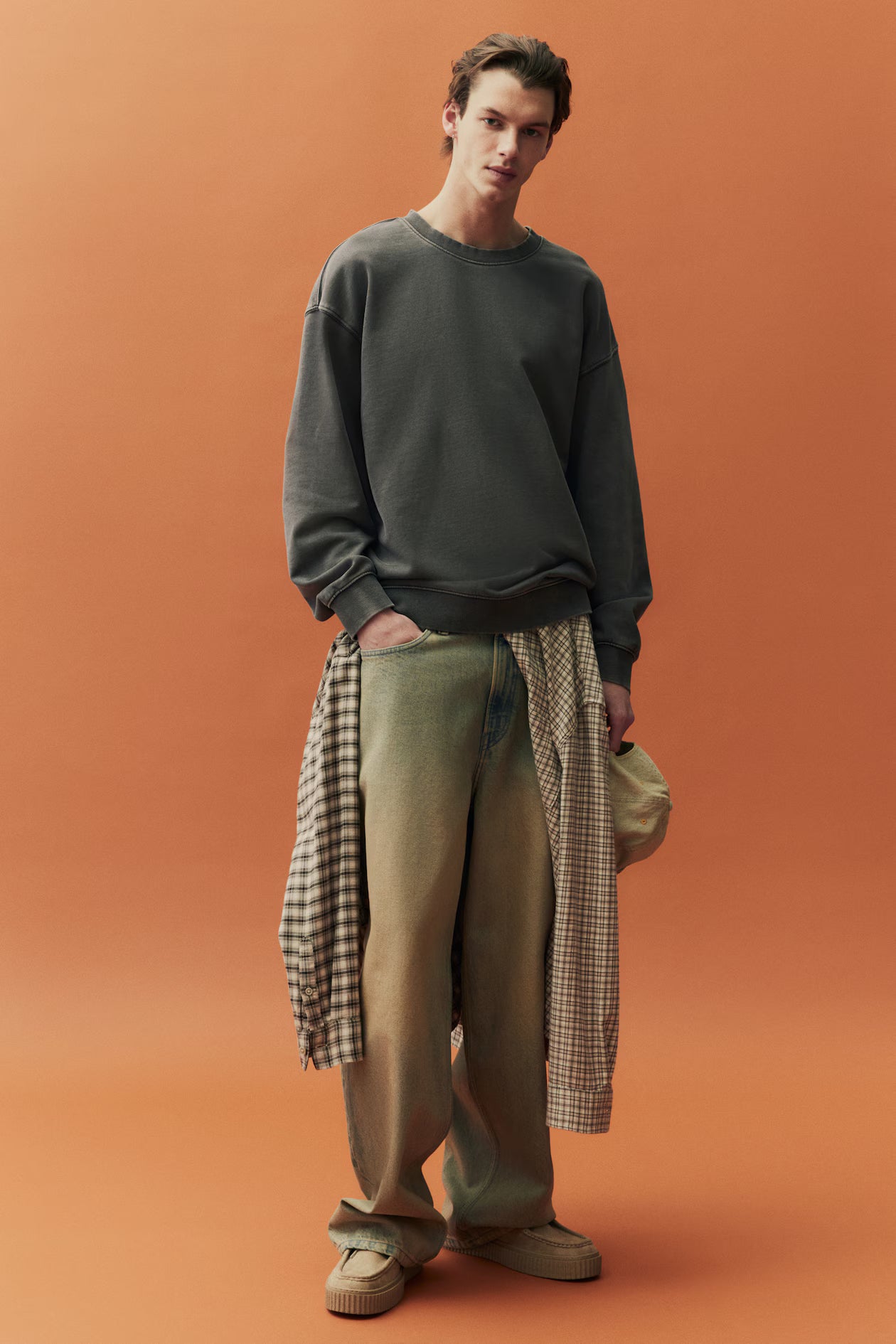 Loose fit washed sweat shirt for men
